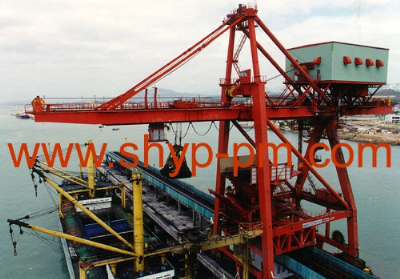 Rail-Mounted Gantry Crane (RMG) with ISO9001
