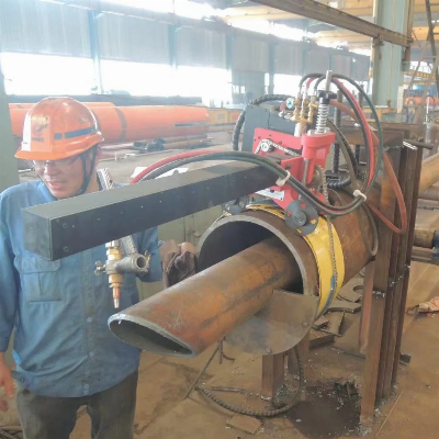 CNC Flame/Plasma Pipe Cutting and Beveling Machine