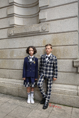 New Arrival Middle School Uniform for Boys and Girls